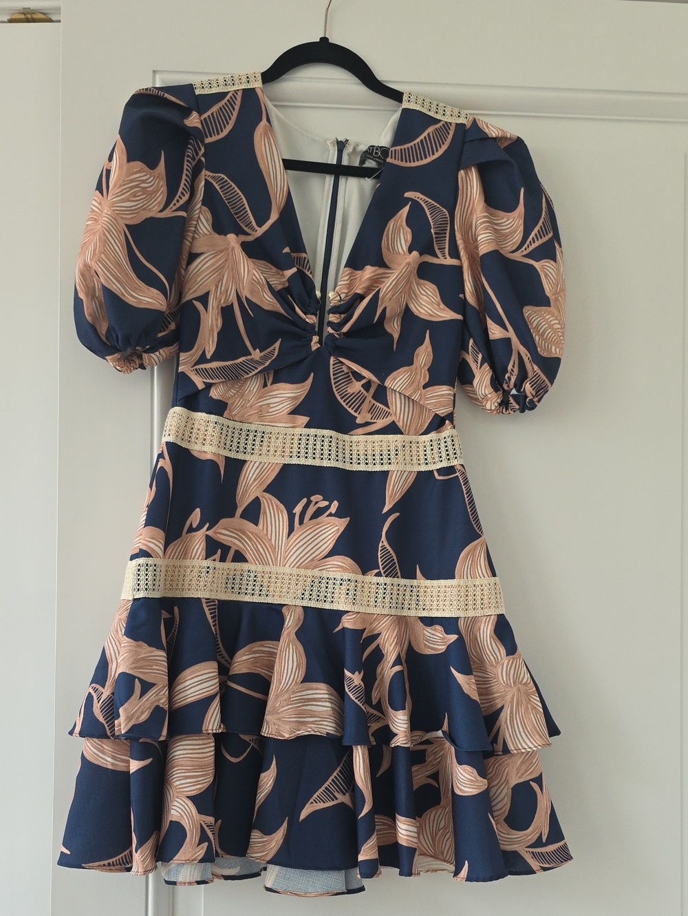 PatBO Navy and Blush Floral Puff-Sleeve Tiered Mini Dress